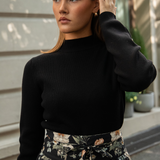 Stina High Neck Jet Black