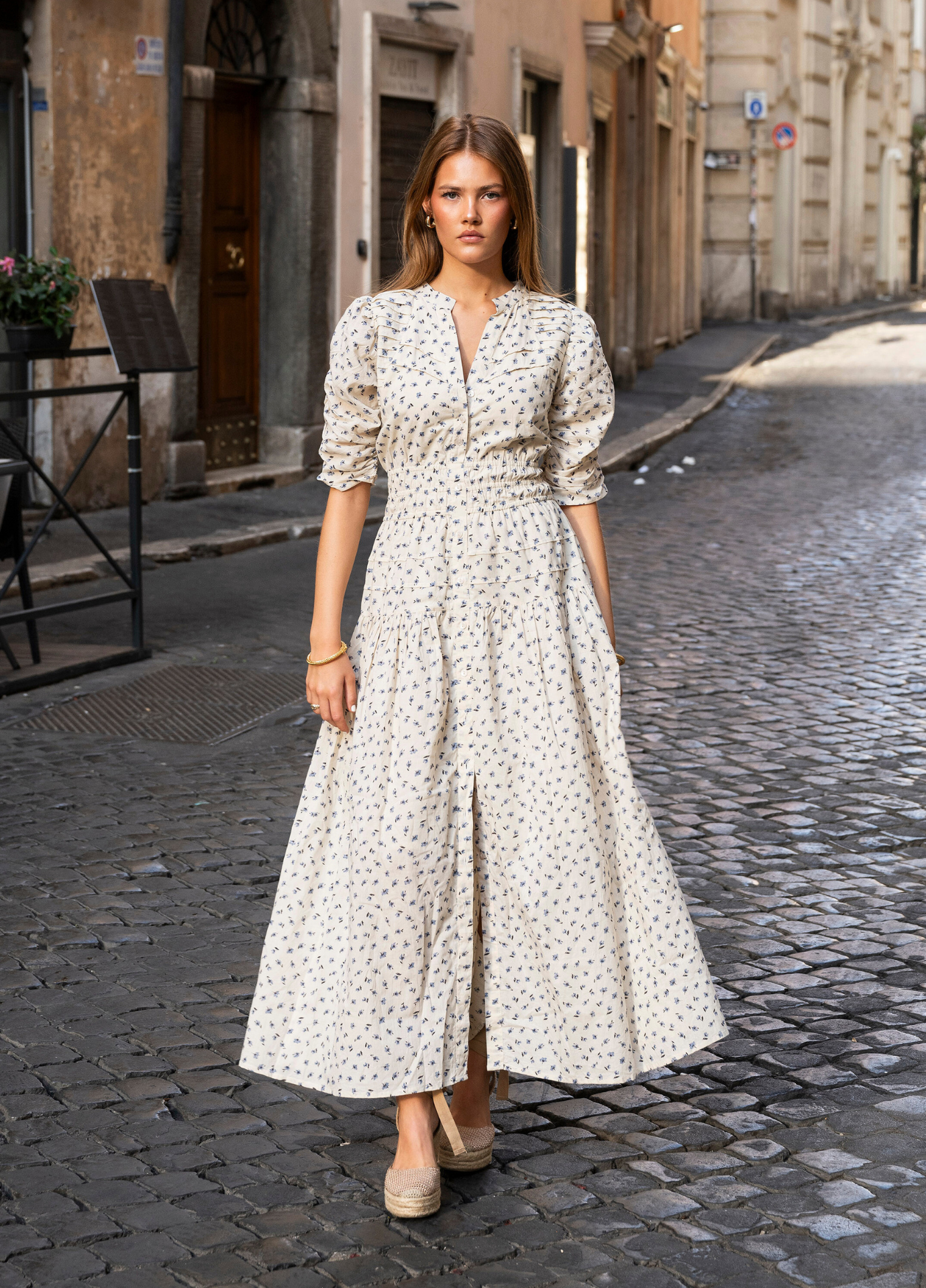 Fabienne Dress Petite Florals – MISSMAYA NORWAY